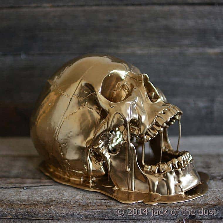 Jack-Of-The-Dust-human-skulls-1